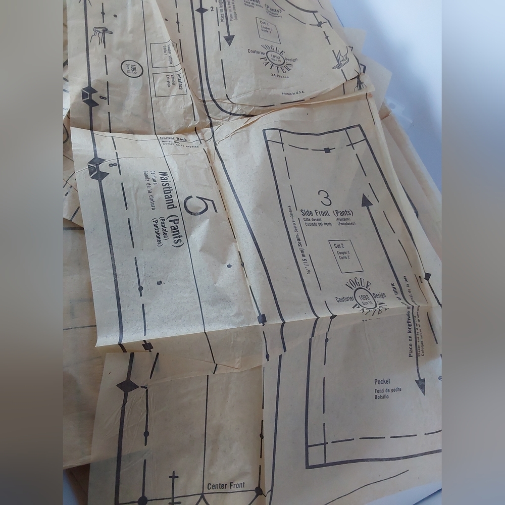 Valentino Vogue Couturier Design Pattern - Picture 7 of 10